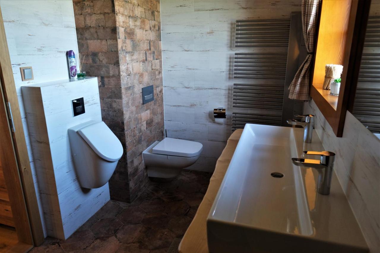 U Mistra Vichra Apartment แชร์นีดุล ภายนอก รูปภาพ